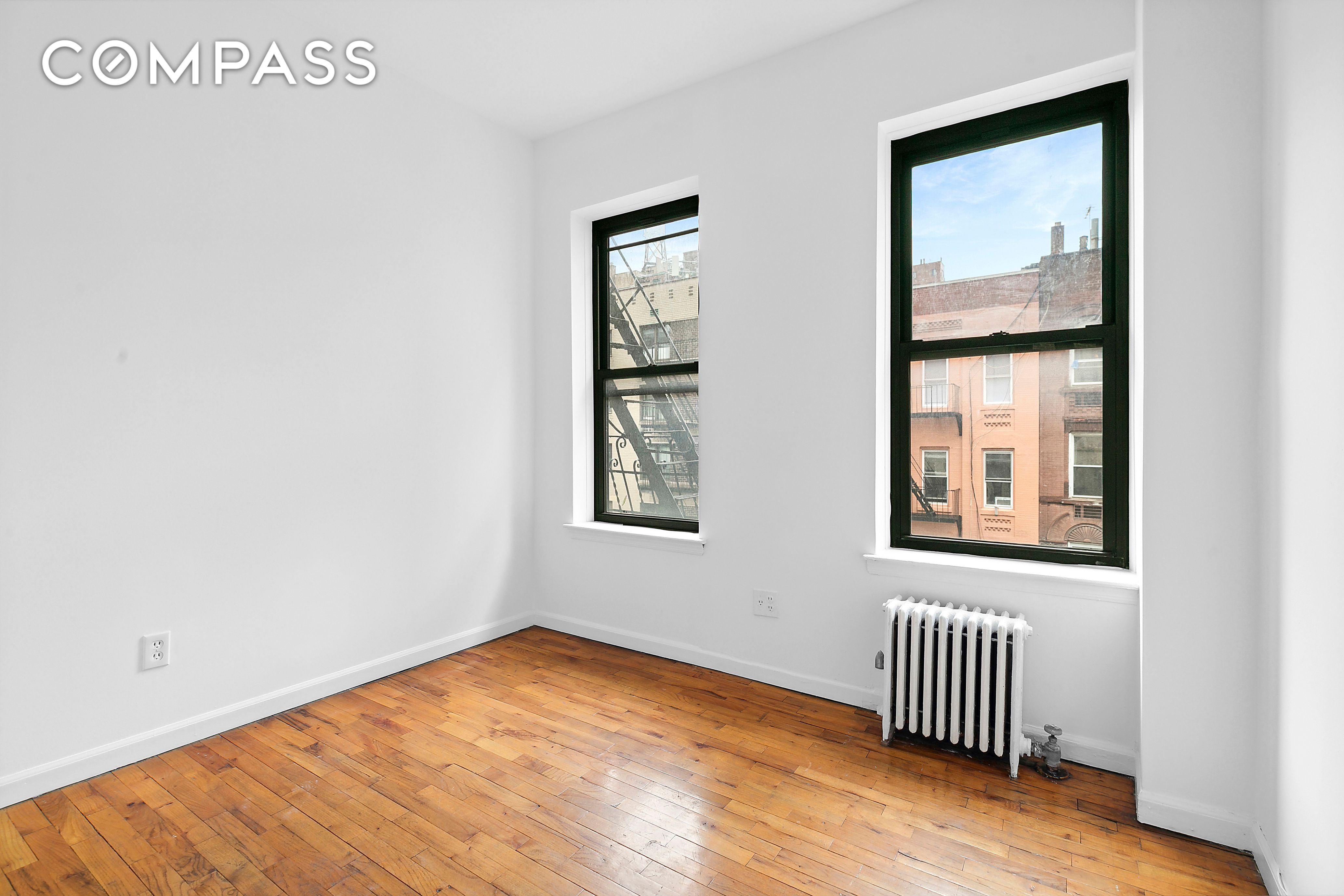 236 E 28th Street, New York, NY 10016, 2 Bedrooms Bedrooms, 4 Rooms Rooms,1 BathroomBathrooms,Residential,For Sale,28th,COMP-1577603957360899721