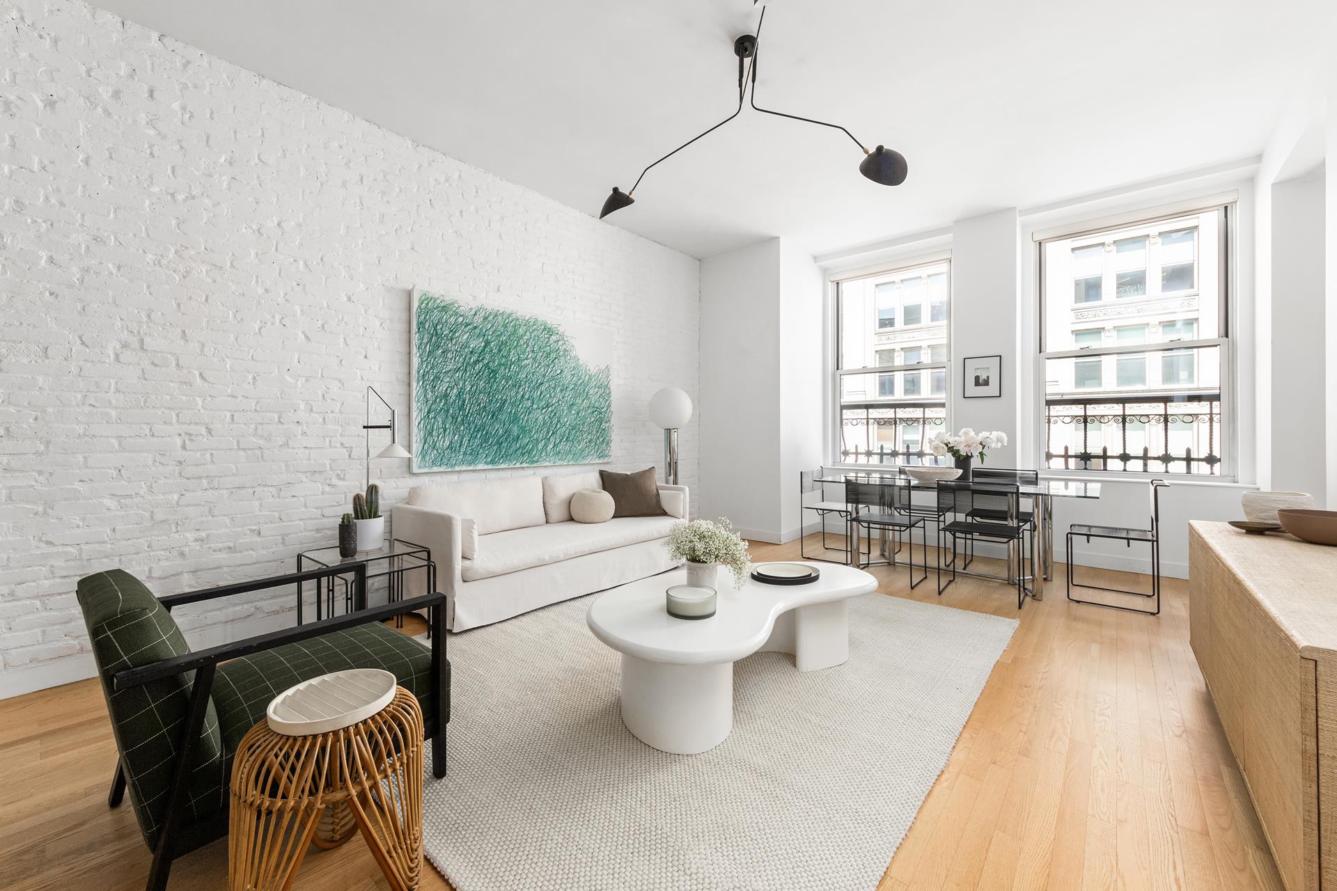 60 West 20th Street 4E, Flatiron, Downtown, NYC - 2 Bedrooms  
2 Bathrooms  
5 Rooms - 