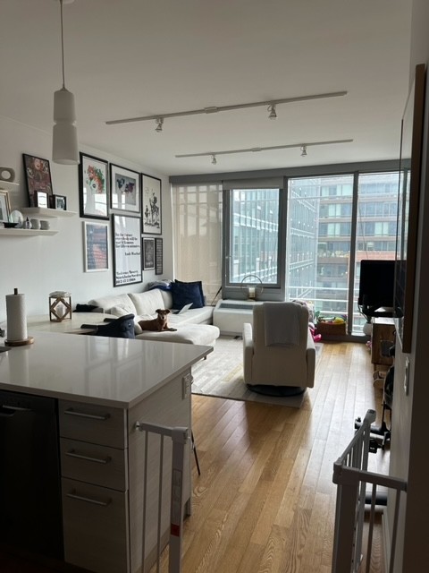 550 West 54th Street 1416, Hell S Kitchen, Midtown West, NYC - 1 Bedrooms  
1 Bathrooms  
4 Rooms - 