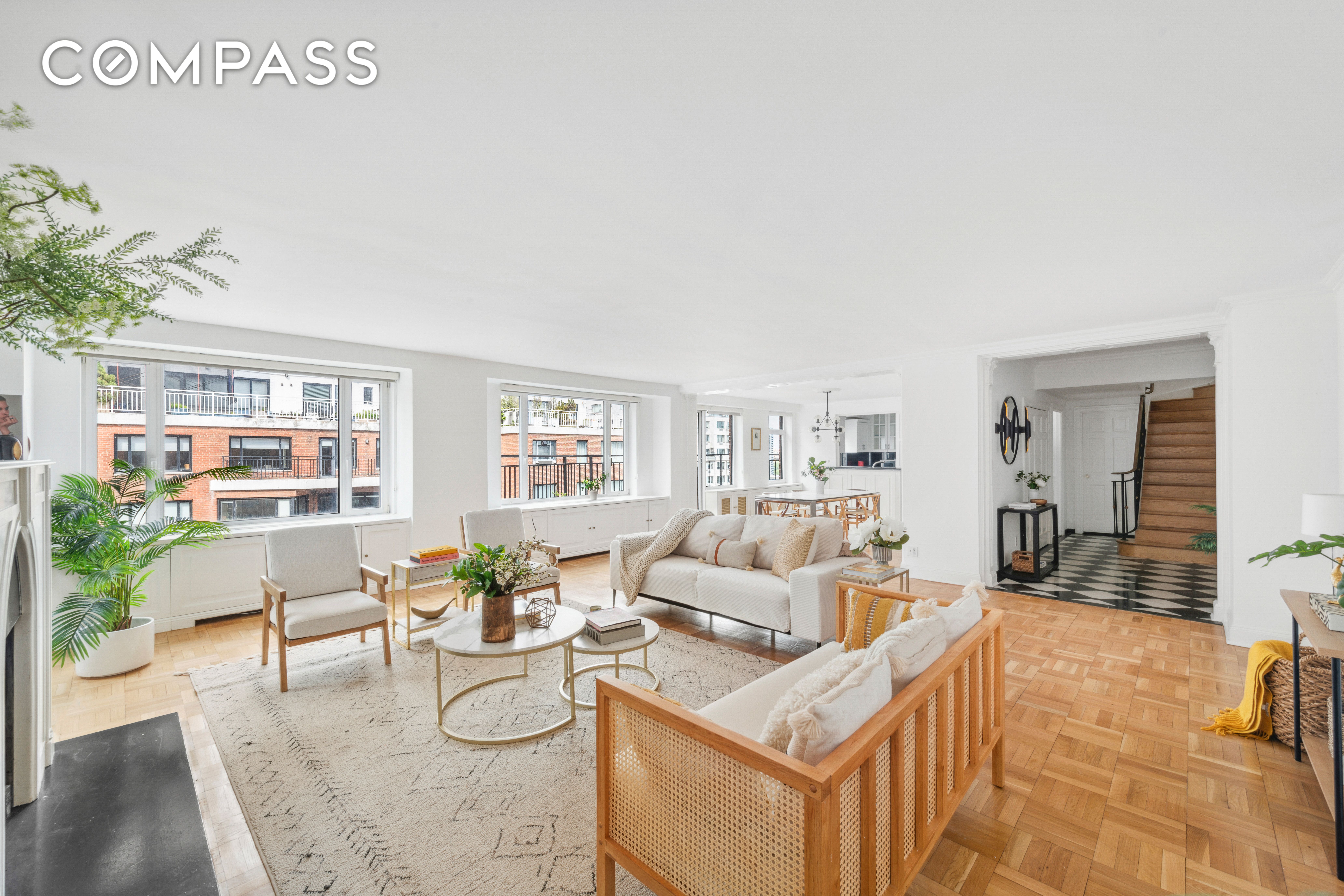 60 Sutton Place Phcsouth, Sutton Place, Midtown East, NYC - 3 Bedrooms  
3.5 Bathrooms  
6 Rooms - 