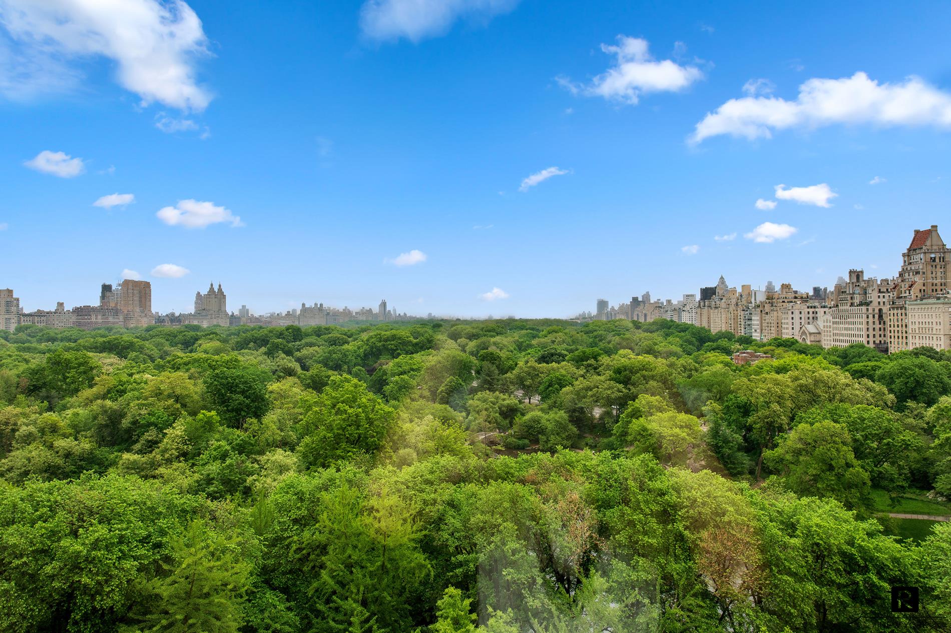 24 Central Park 17-W, Central Park South, Midtown West, NYC - 2 Bedrooms  
2.5 Bathrooms  
6 Rooms - 