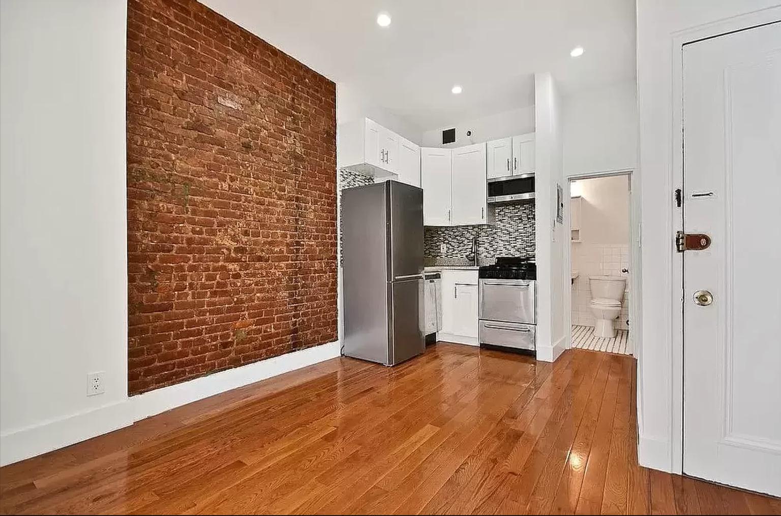 313 East 78th Street 3A, Upper East Side, Upper East Side, NYC - 1 Bedrooms  
1 Bathrooms  
3 Rooms - 