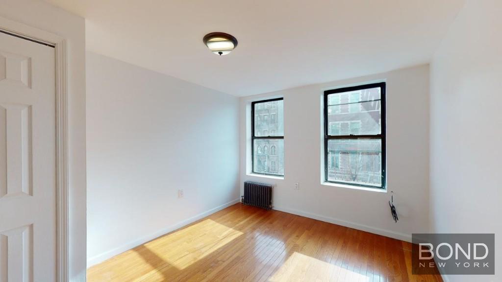 149 1st Avenue 9F, East Village, Downtown, NYC - 1 Bathrooms  
2 Rooms - 