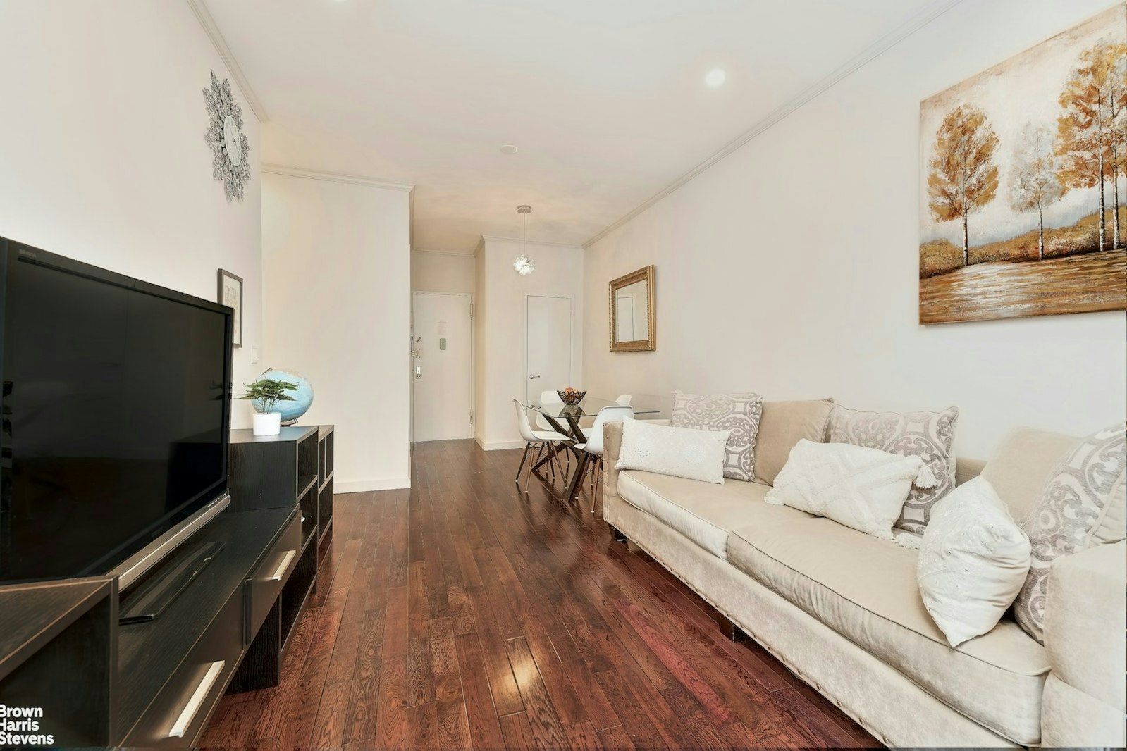 208 W 119TH Street, New York, NY 10026, 1 Bedroom Bedrooms, 3 Rooms Rooms,1 BathroomBathrooms,Residential,For Sale,GARDEN COURT HDFC,119TH,RPLU-63223023626