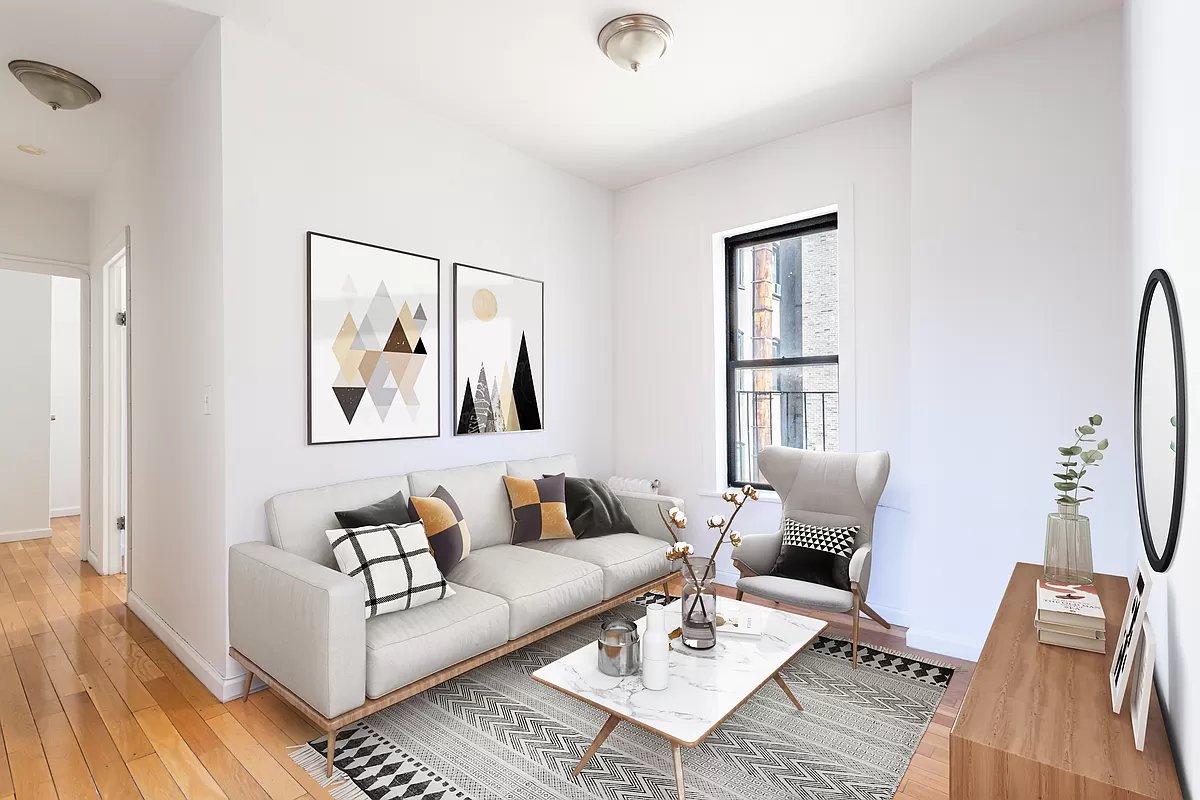 207 Madison Street 2, Lower East Side, Downtown, NYC - 2 Bedrooms  
1 Bathrooms  
4 Rooms - 