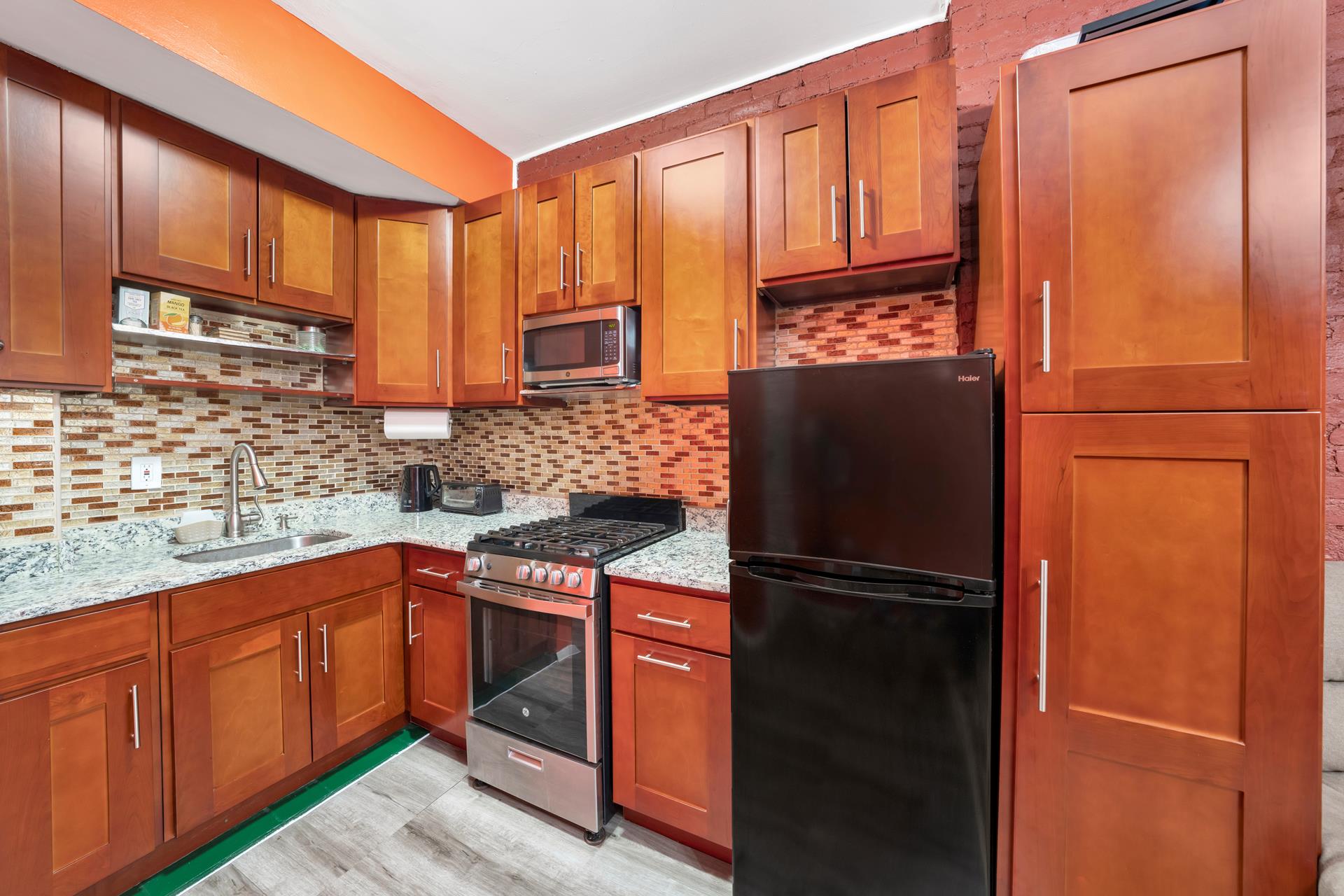 150 E 83RD Street, New York, NY 10028, 1 Bedroom Bedrooms, 3 Rooms Rooms,1 BathroomBathrooms,Residential,For Sale,83RD,RPLU-5123016435