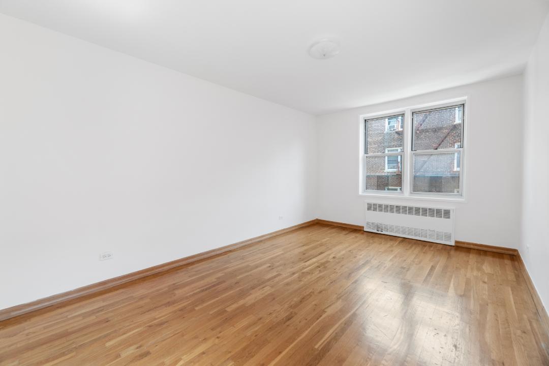 65-65 WETHEROLE Street, New York, NY 11374, 1 Bedroom Bedrooms, 5 Rooms Rooms,1 BathroomBathrooms,Residential,For Sale,Crestwood,WETHEROLE,RPLU-217123041902