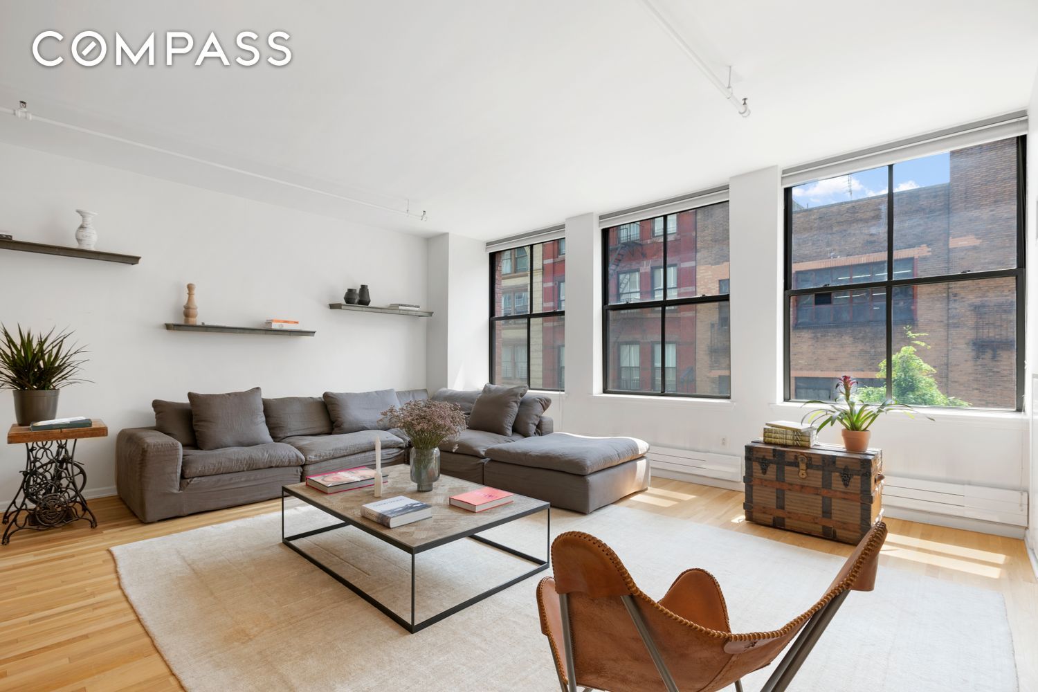 7 Wooster Street 4B, Soho, Downtown, NYC - 2 Bedrooms  
2 Bathrooms  
5 Rooms - 