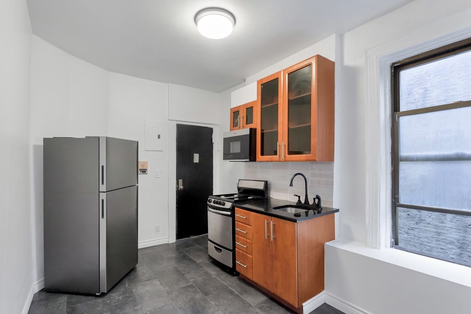 177 THOMPSON Street, New York, NY 10012, 2 Rooms Rooms,1 BathroomBathrooms,Residential,For Sale,THOMPSON,RPLU-1032523046842