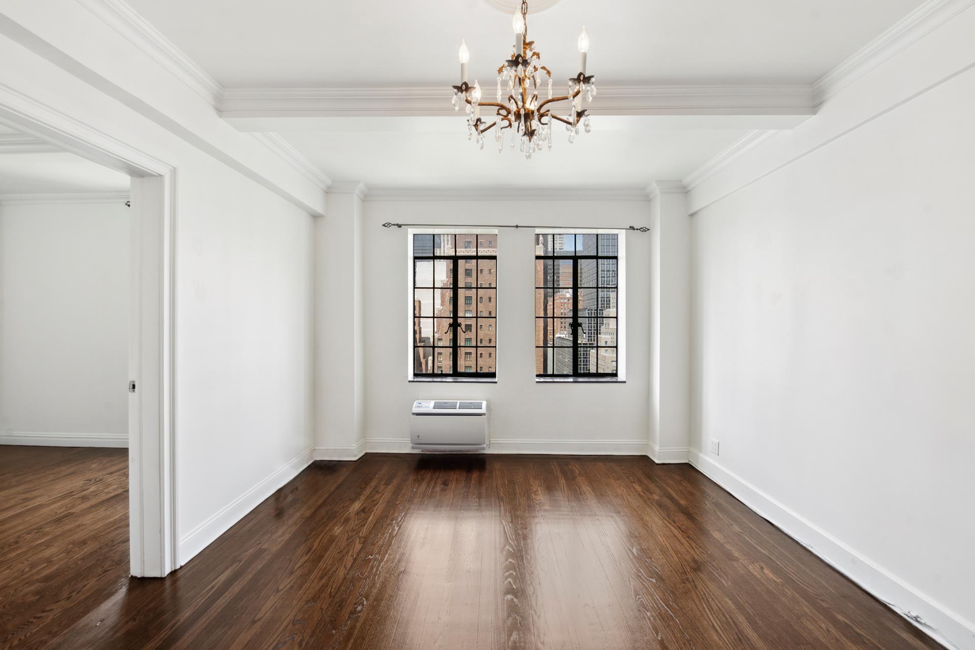 25 TUDOR CITY Place, New York, NY 10017, 1 Bedroom Bedrooms, 2 Rooms Rooms,1 BathroomBathrooms,Residential,For Sale,TUDOR TOWER,TUDOR CITY,RPLU-5123026838