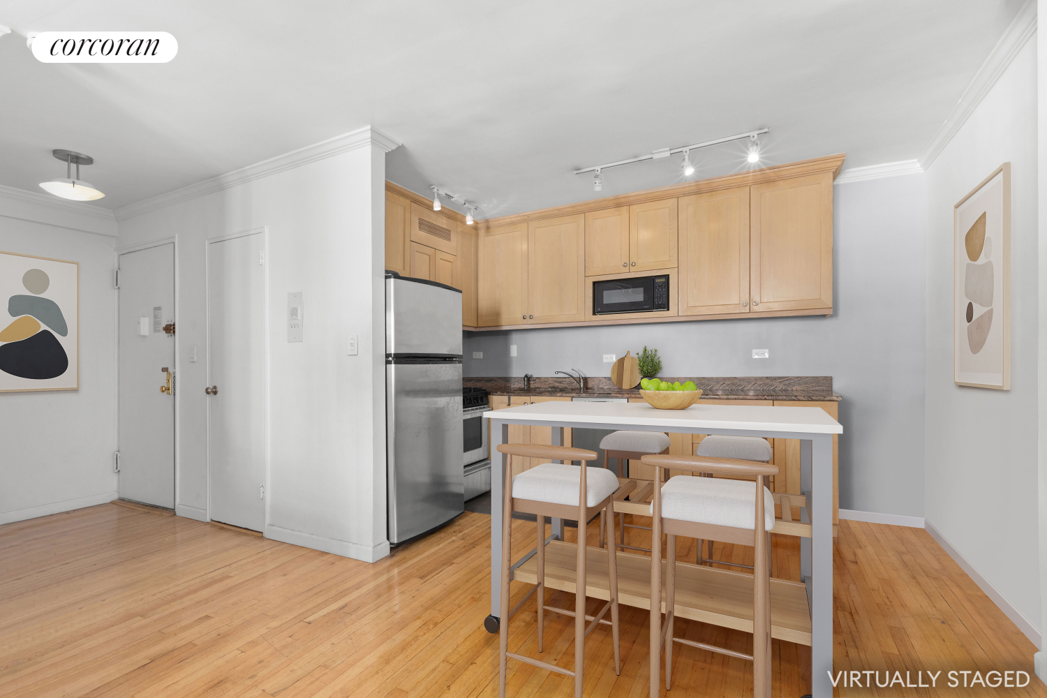 302 E 88TH Street, New York, NY 10128, 2 Rooms Rooms,1 BathroomBathrooms,Residential,For Sale,302 E 88 TENANTS CO,88TH,RPLU-33423031925