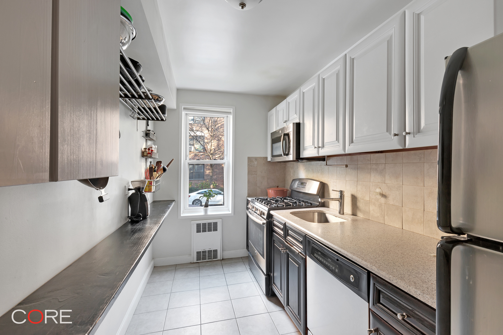 35-38 75th Street, New York, NY 11372, 1 Bedroom Bedrooms, 4 Rooms Rooms,1 BathroomBathrooms,Residential,For Sale,35-38 75th Street,75th,PRCH-21022254