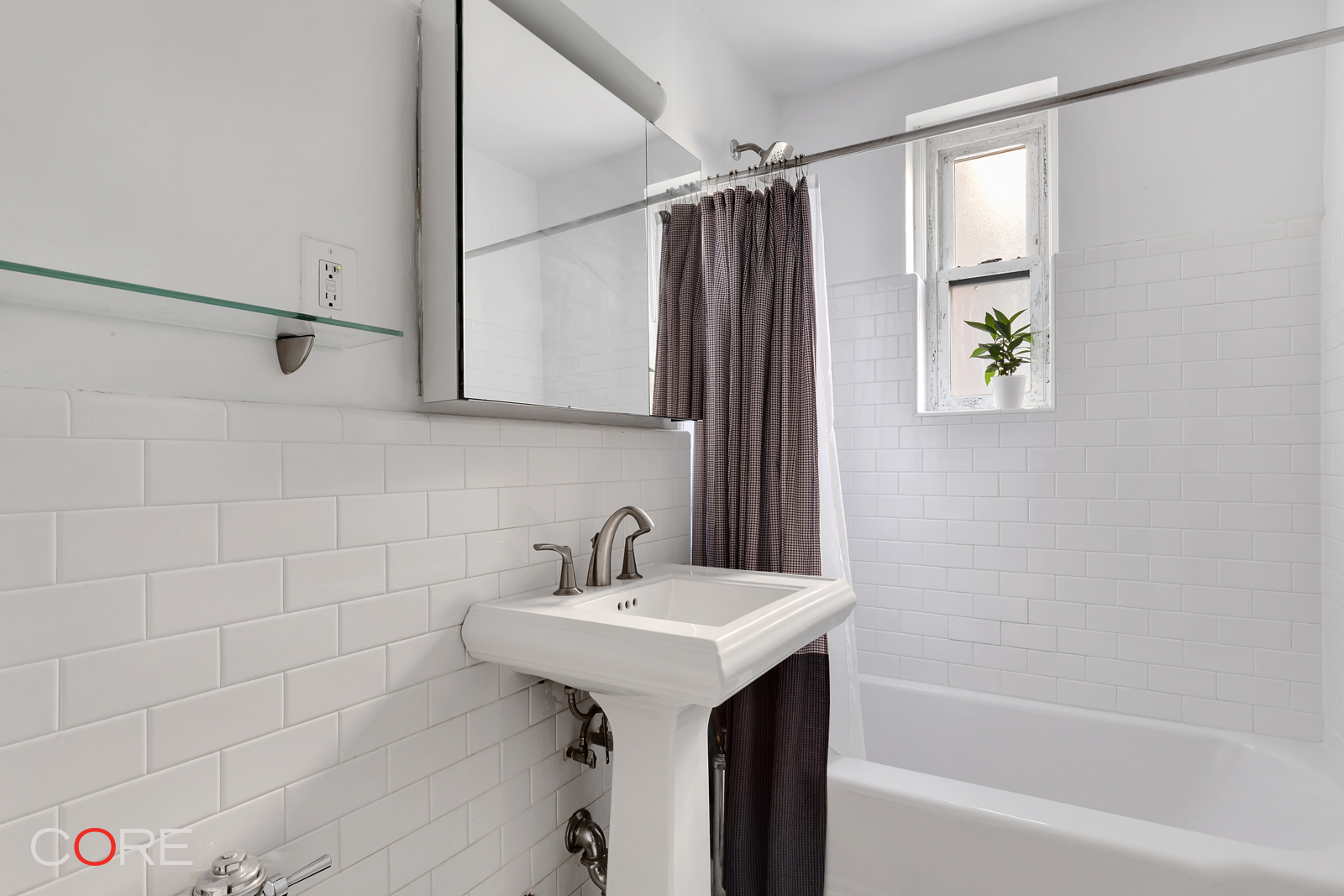 35-38 75th Street, New York, NY 11372, 1 Bedroom Bedrooms, 4 Rooms Rooms,1 BathroomBathrooms,Residential,For Sale,35-38 75th Street,75th,PRCH-21022254