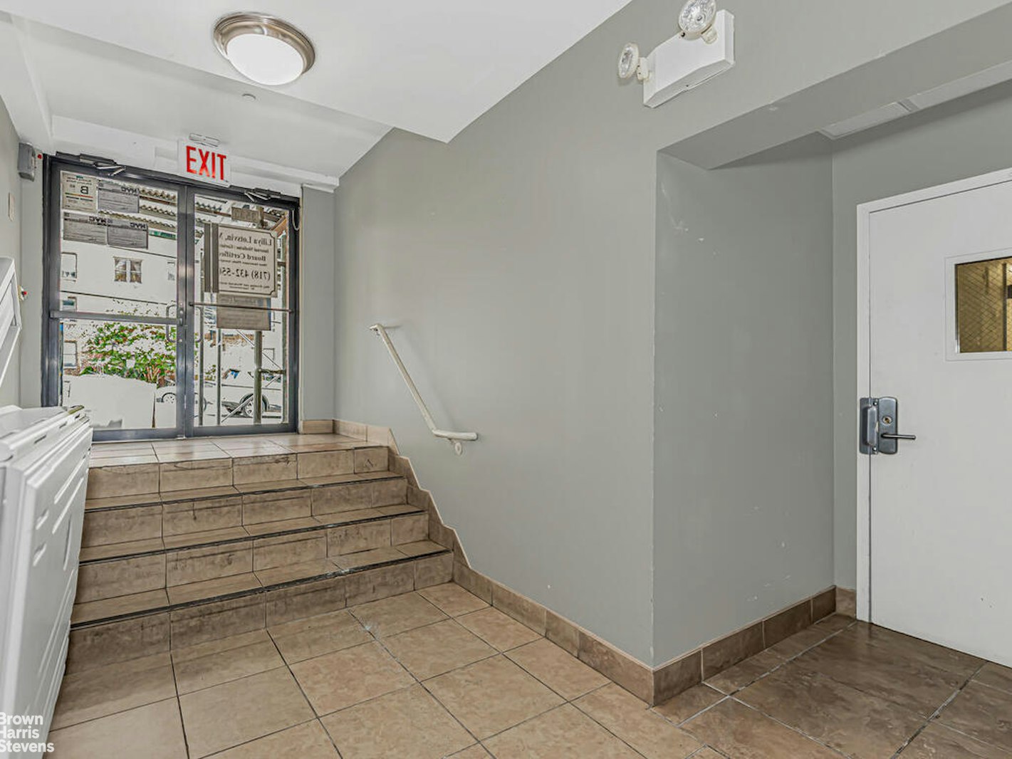 3525 RIVERDALE Avenue, New York, NY 10463, 1 Room Rooms,Residential Lease,For Rent,RIVERDALE,RPLU-1086923070010