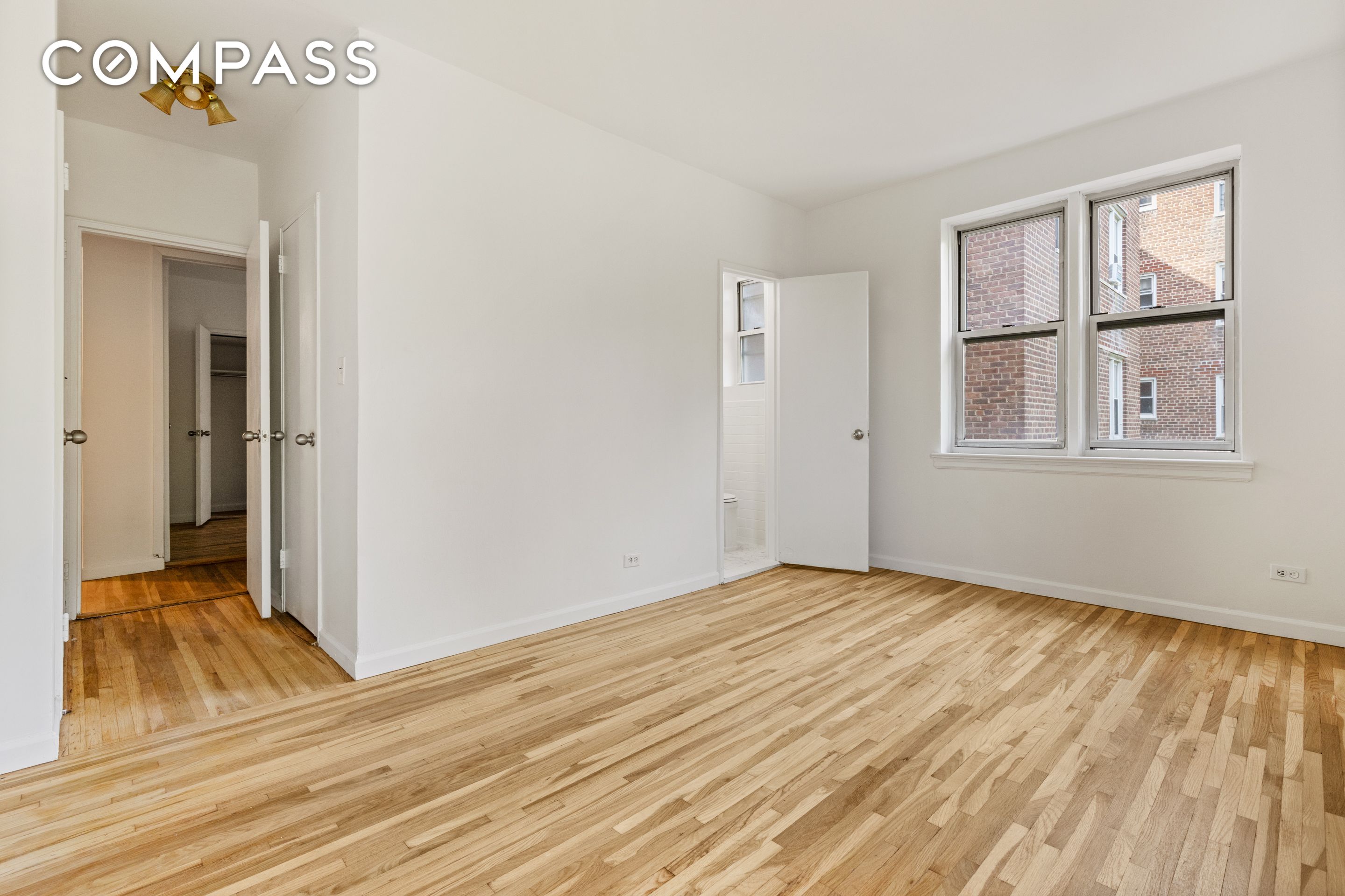 640 W 231st Street, New York, NY 10463, 2 Bedrooms Bedrooms, 5 Rooms Rooms,2 BathroomsBathrooms,Residential,For Sale,231st,COMP-1604004437162648337