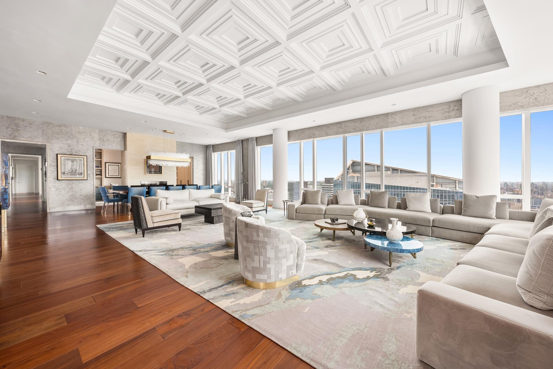1 West End Avenue Pha, Lincoln Sq, Upper West Side, NYC - 4 Bedrooms  
5.5 Bathrooms  
8 Rooms - 