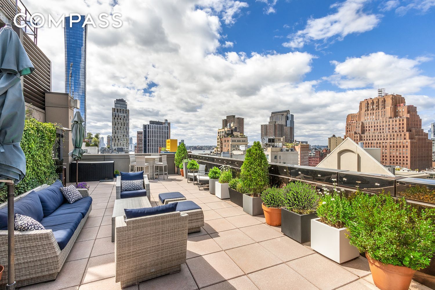 37 Warren Street Ph1, Tribeca, Downtown, NYC - 3 Bedrooms  
4 Bathrooms  
7 Rooms - 