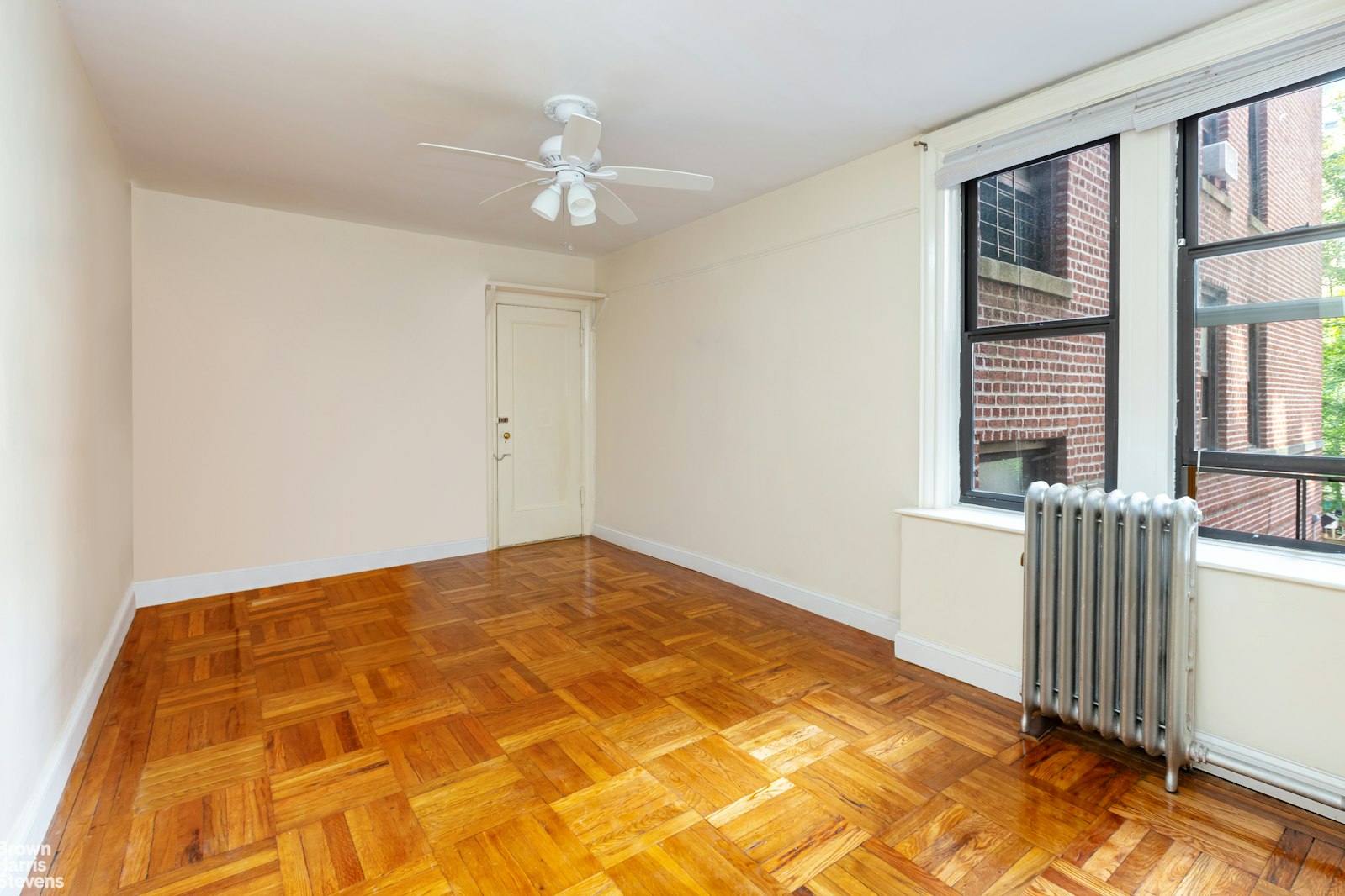 828 GERARD Avenue, New York, NY 10451, 1 Bedroom Bedrooms, 3 Rooms Rooms,1 BathroomBathrooms,Residential,For Sale,GERARD,RPLU-63223091950