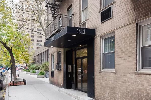 311 E 25th Street, New York, NY 10010, 1 Room Rooms,1 BathroomBathrooms,Residential,For Sale,25th,COMP-1620253053947059601