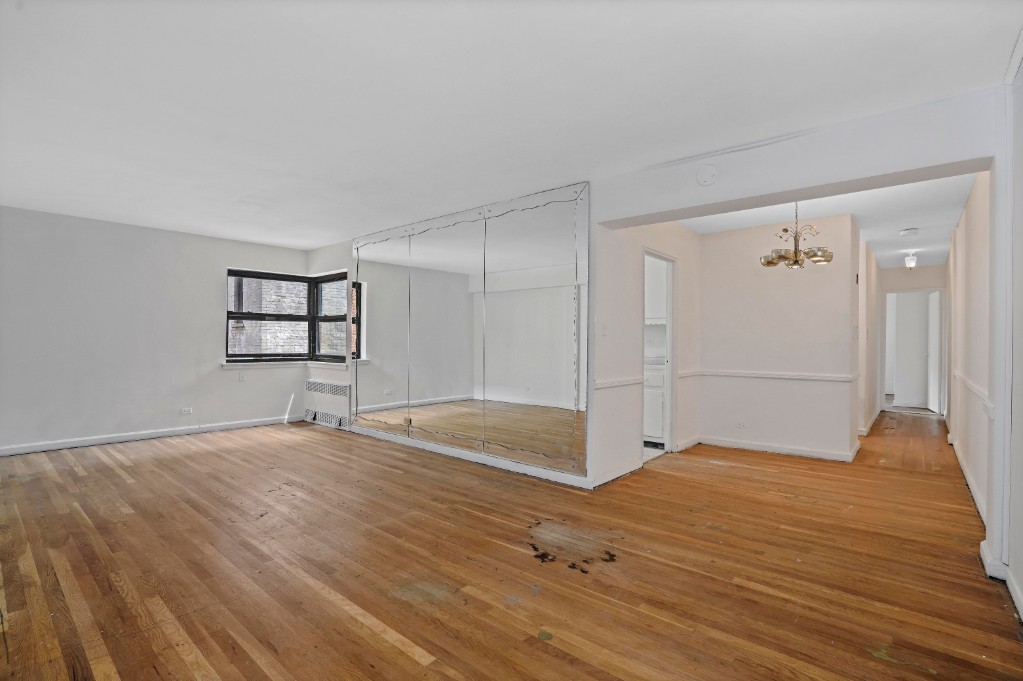 133-27 Sanford Avenue, New York, NY 11355, 2 Bedrooms Bedrooms, 4 Rooms Rooms,1 BathroomBathrooms,Residential,For Sale,Sanford,RLMX-101624