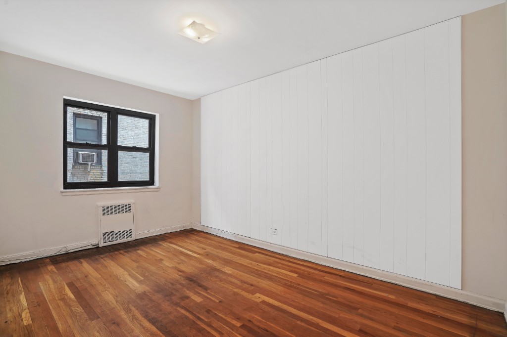 133-27 Sanford Avenue, New York, NY 11355, 2 Bedrooms Bedrooms, 4 Rooms Rooms,1 BathroomBathrooms,Residential,For Sale,Sanford,RLMX-101624