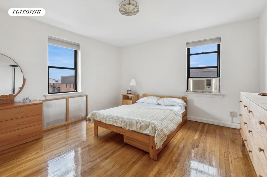 145 72ND Street, New York, NY 11209, 1 Bedroom Bedrooms, 5 Rooms Rooms,1 BathroomBathrooms,Residential,For Sale,72ND,RPLU-33423023926