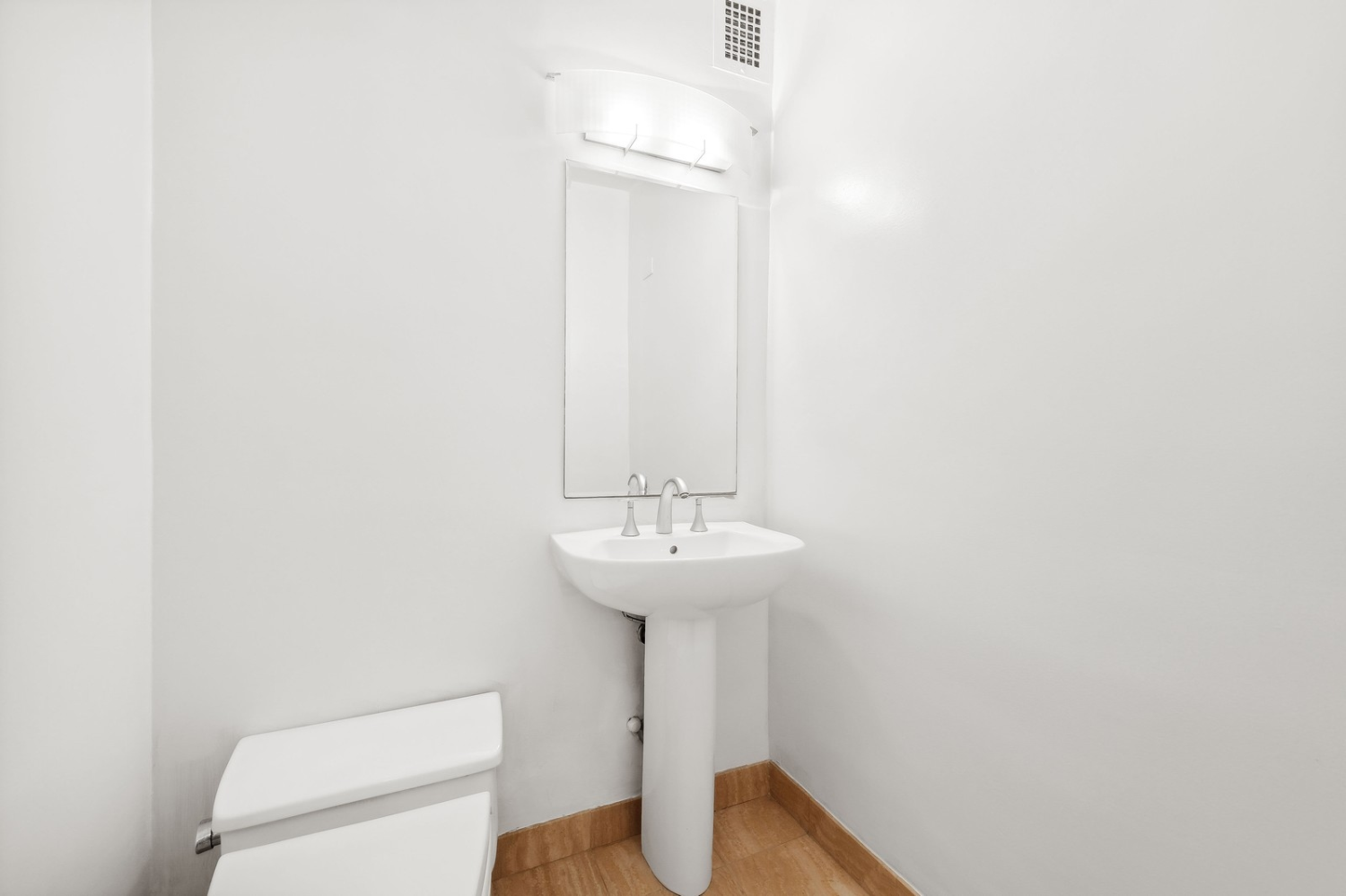 303 E 57TH Street, New York, NY 10022, 1 Bedroom Bedrooms, 4 Rooms Rooms,2 BathroomsBathrooms,Residential,For Sale,THE EXCELSIOR,57TH,RPLU-798323117993