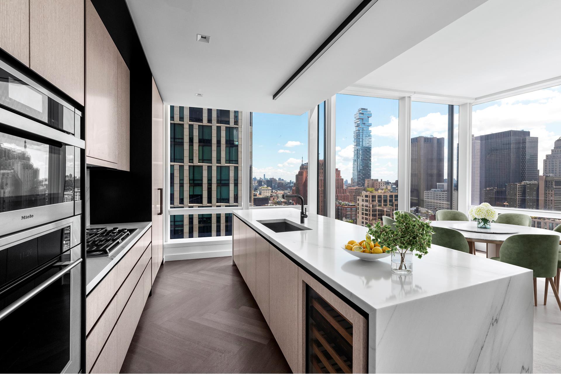 111 Murray Street 25A, Tribeca, Downtown, NYC - 2 Bedrooms  
2.5 Bathrooms  
4 Rooms - 