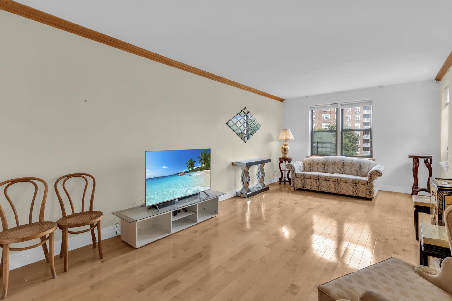 620 W 239th Street, New York, NY 10463, 1 Bedroom Bedrooms, 3 Rooms Rooms,1 BathroomBathrooms,Residential,For Sale,239th,OLRS-2096338