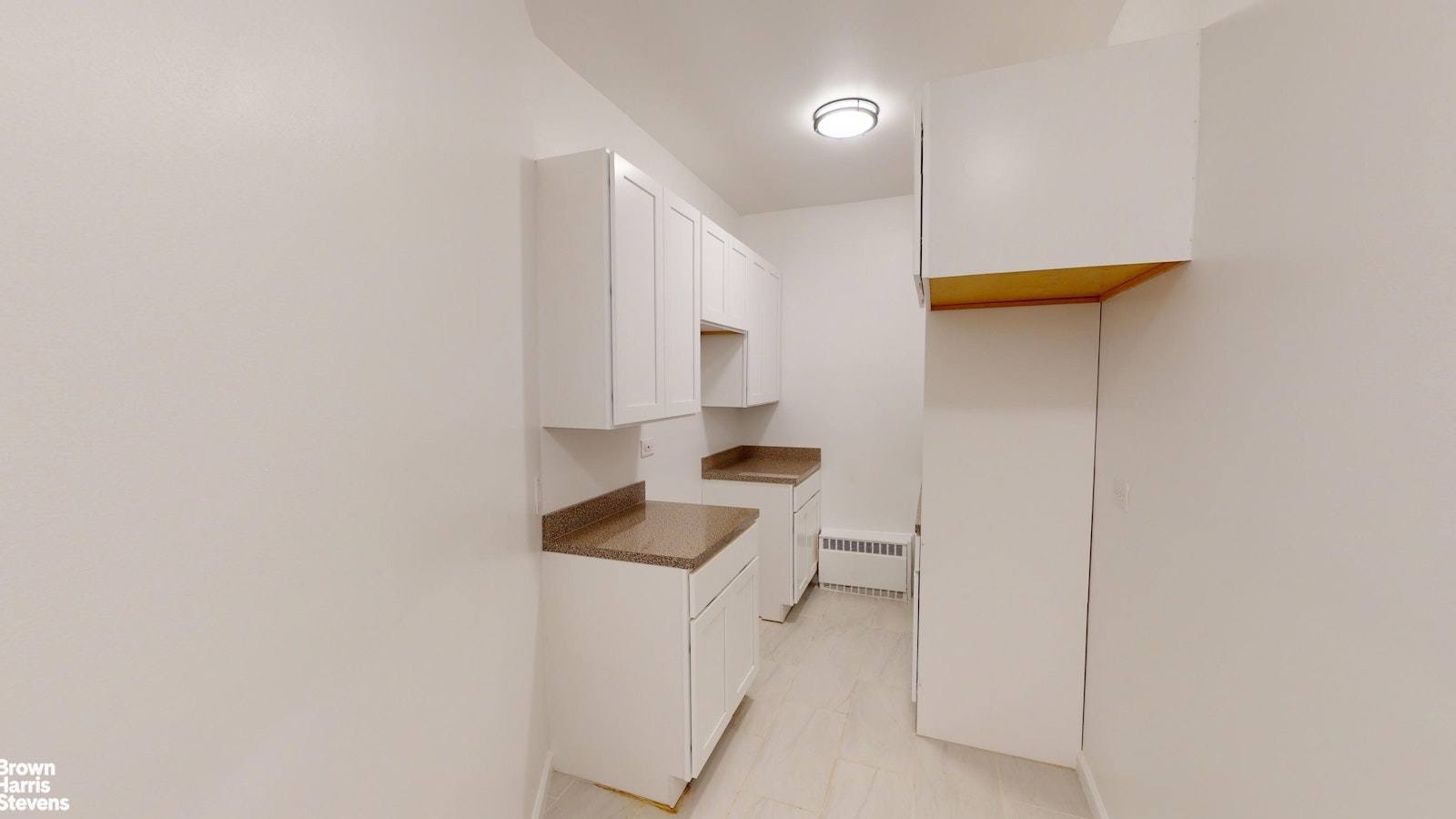 209 W 118TH Street, New York, NY 10026, 1 Bedroom Bedrooms, 3 Rooms Rooms,1 BathroomBathrooms,Residential,For Sale,GARDEN COURT,118TH,RPLU-63223131369