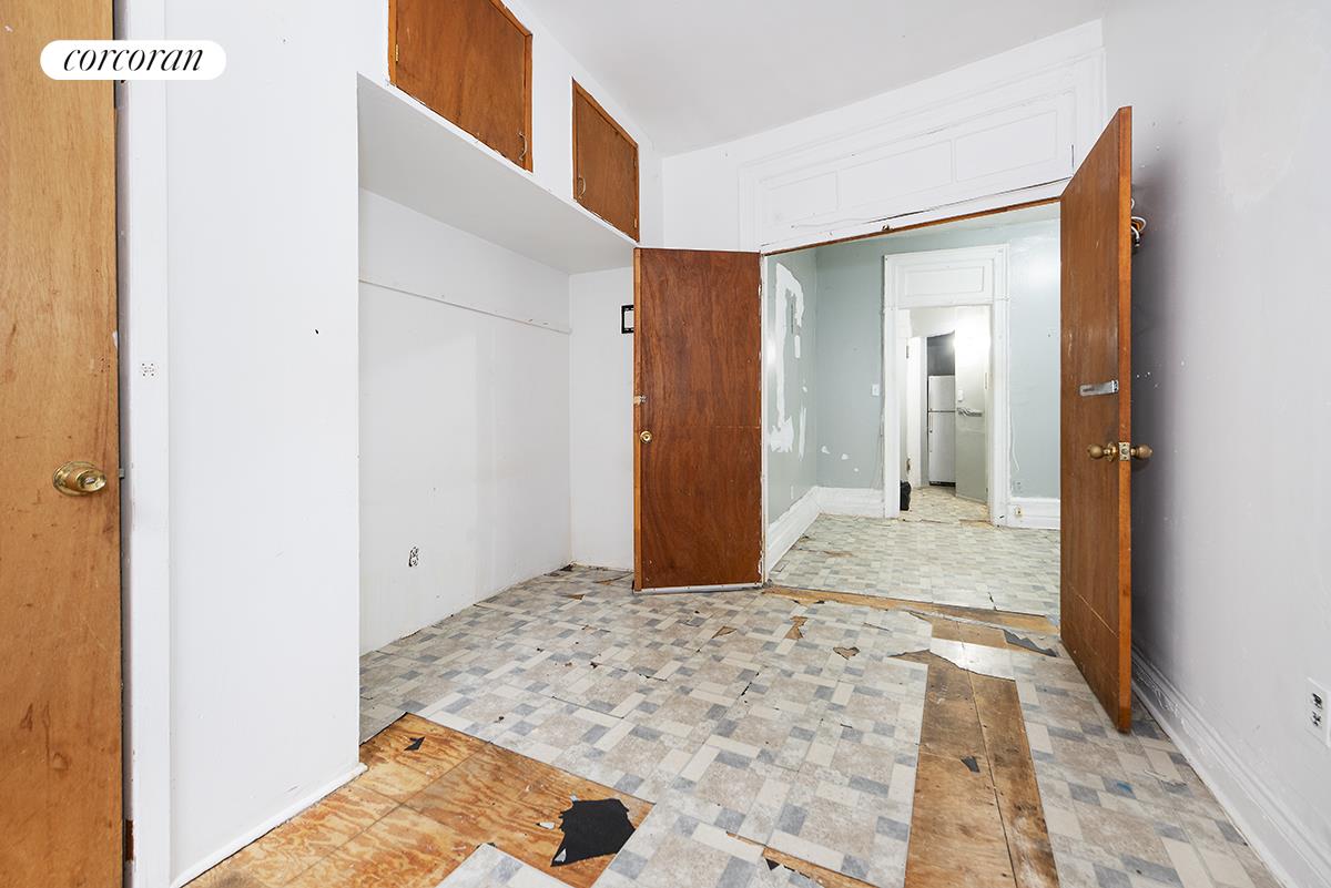 518 W 134TH Street, New York, NY 10031, 2 Bedrooms Bedrooms, 4 Rooms Rooms,1 BathroomBathrooms,Residential,For Sale,134TH,RPLU-33423139592