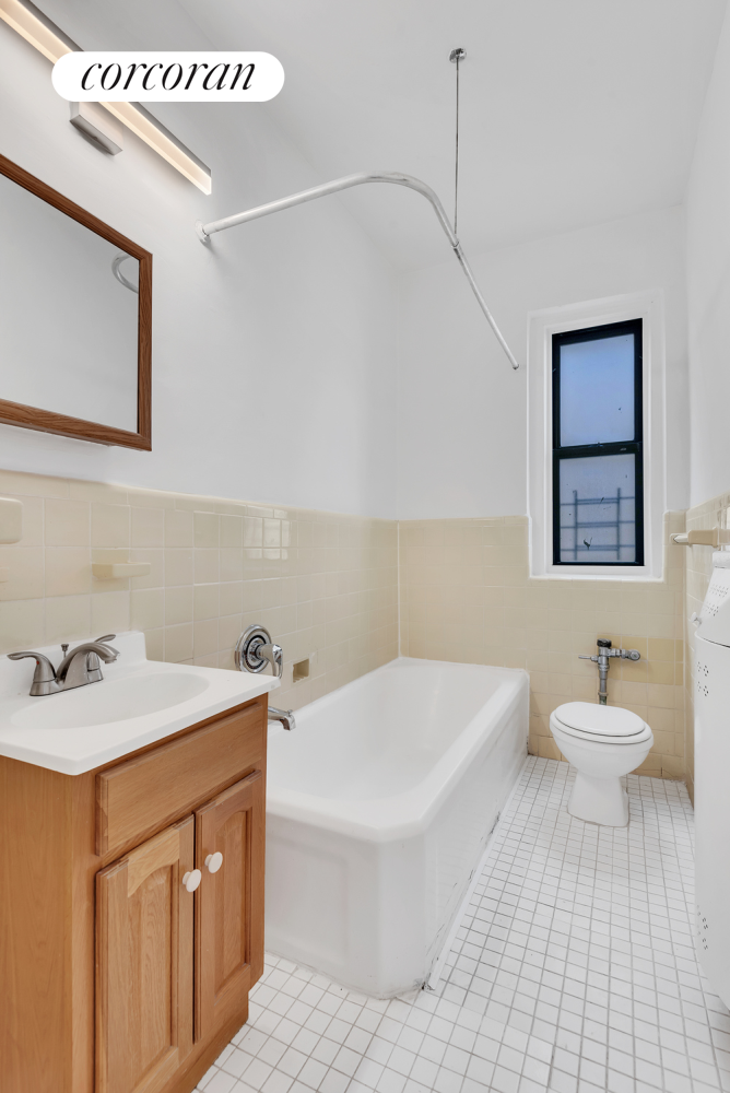 3000 VALENTINE Avenue, New York, NY 10458, 1 Bedroom Bedrooms, 3 Rooms Rooms,1 BathroomBathrooms,Residential,For Sale,ORIGIN NORTH VALENT,VALENTINE,RPLU-33423136788