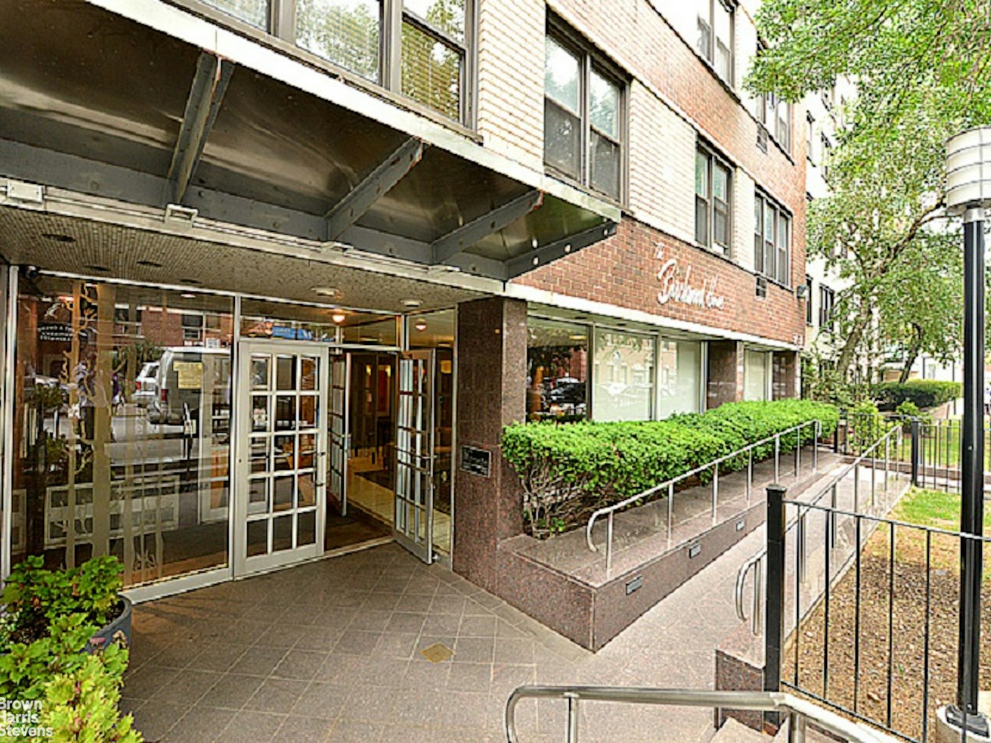 37-31 73RD Street, New York, NY 11372, 1 Bedroom Bedrooms, 3 Rooms Rooms,1 BathroomBathrooms,Residential,For Sale,BIRCHWOOD HOUSE,73RD,RPLU-63223132847