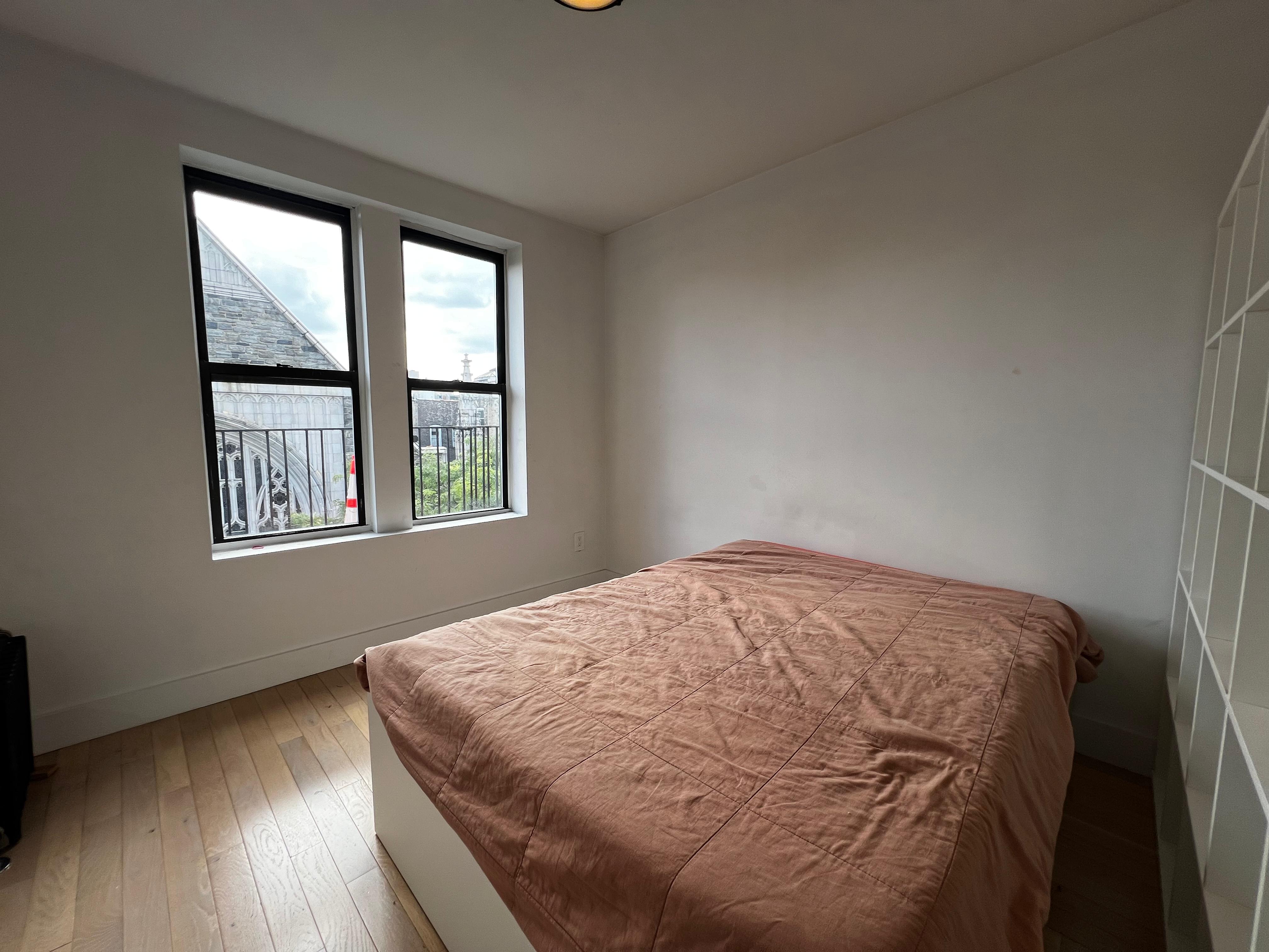 137 W 137th Street, New York, NY 10030, 1 Bedroom Bedrooms, 3 Rooms Rooms,1 BathroomBathrooms,Residential Lease,For Rent,137th,OLRS-00011875950