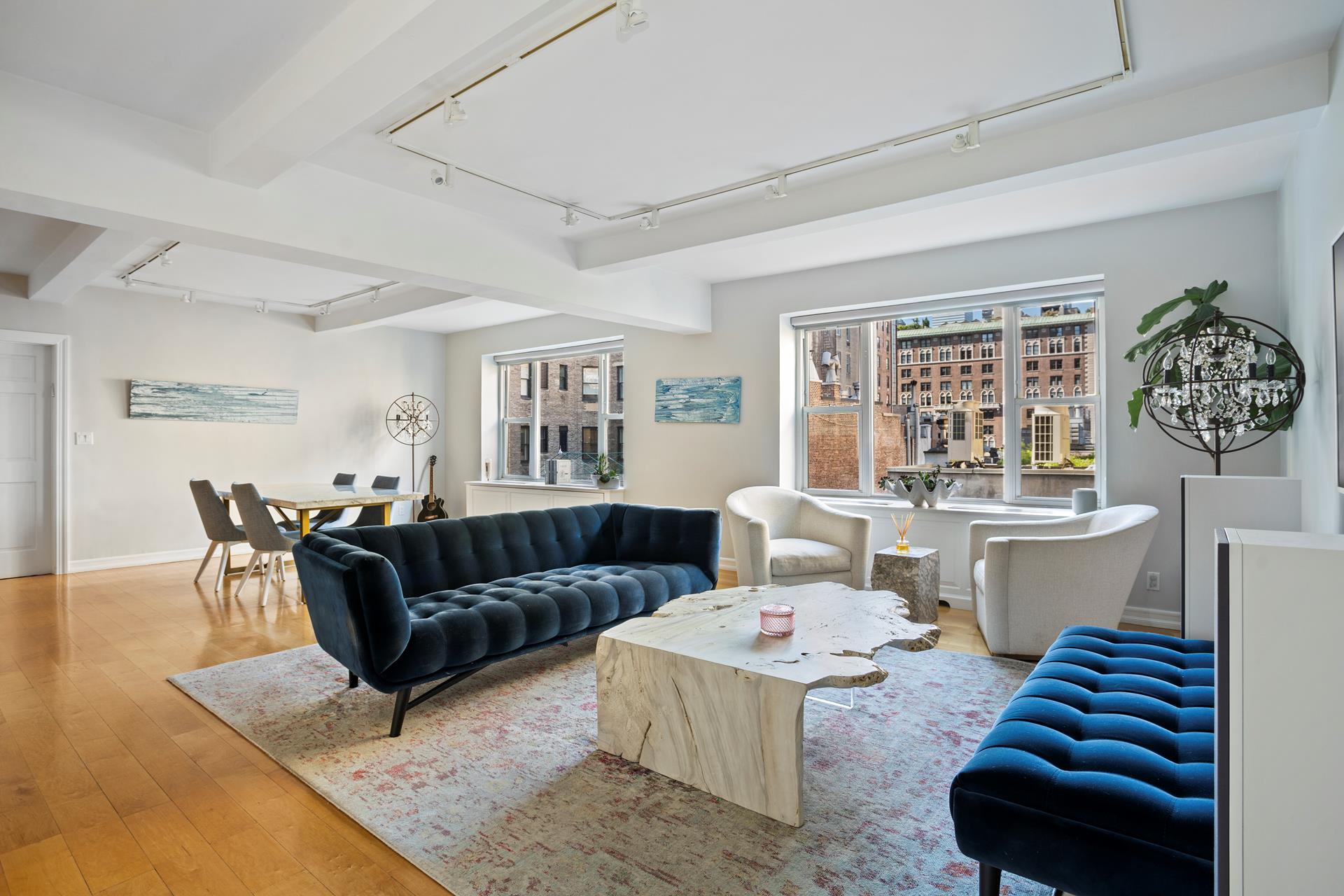 44 East 67th Street 8De, Lenox Hill, Upper East Side, NYC - 3 Bedrooms  
3 Bathrooms  
7 Rooms - 