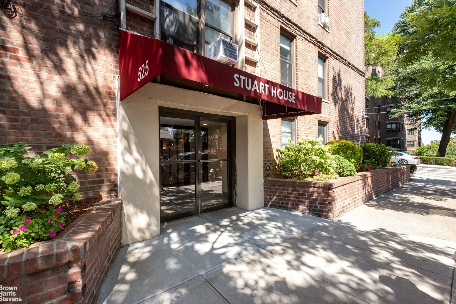 525 W 235TH Street, New York, NY 10463, 1 Bedroom Bedrooms, 4 Rooms Rooms,1 BathroomBathrooms,Residential,For Sale,STUART HOUSE,235TH,RPLU-1086923164930