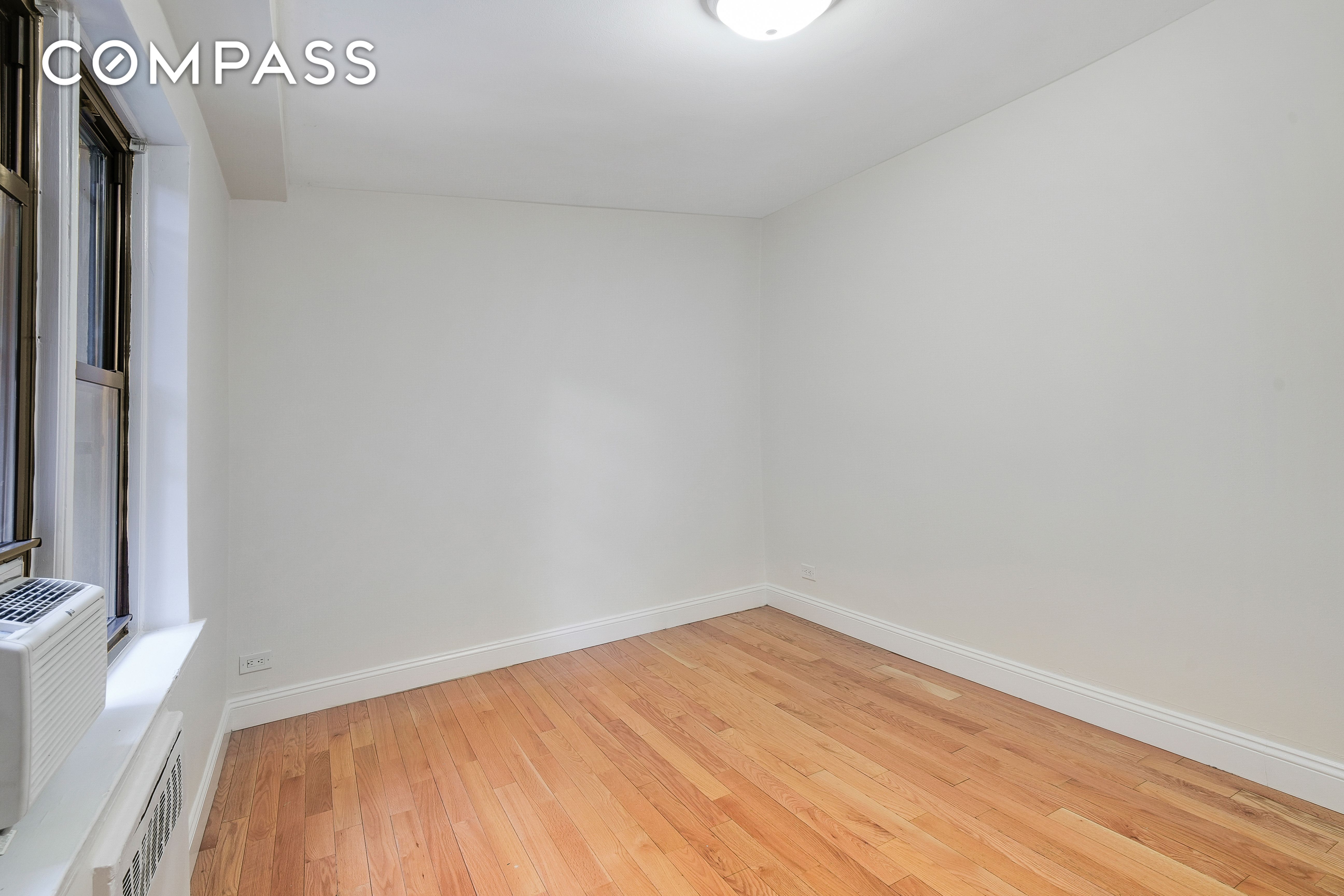 3840 Greystone Avenue, New York, NY 10463, 2 Bedrooms Bedrooms, 4 Rooms Rooms,1 BathroomBathrooms,Residential,For Sale,Greystone,COMP-1654439767132673241