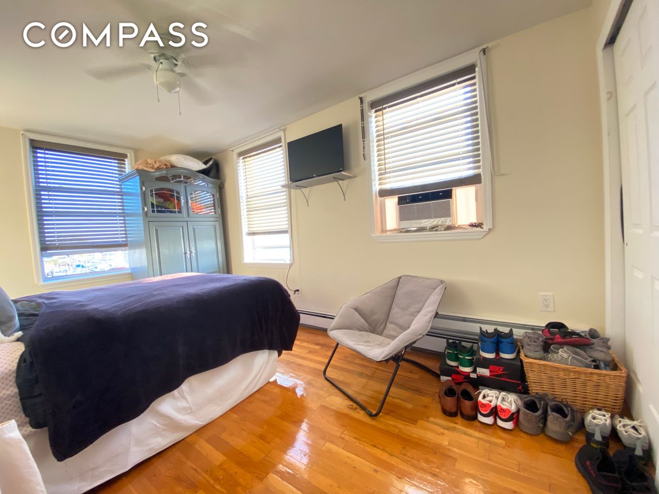 4 Gotham Avenue, New York, NY 11229, 2 Bedrooms Bedrooms, 3 Rooms Rooms,1 BathroomBathrooms,Residential Lease,For Rent,Gotham,COMP-1656250833281624521