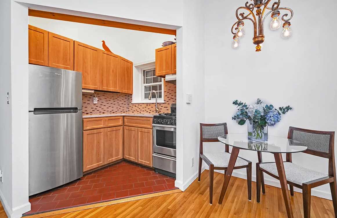 162 E 91ST Street, New York, NY 10128, 1 Bedroom Bedrooms, 3 Rooms Rooms,1 BathroomBathrooms,Residential,For Sale,91ST,RPLU-429223172286