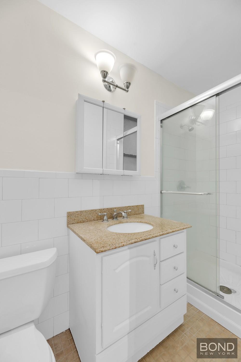 244 E 90th Street, New York, NY 10128, 1 Bedroom Bedrooms, 3 Rooms Rooms,1 BathroomBathrooms,Residential,For Sale,90th,RLMX-102932