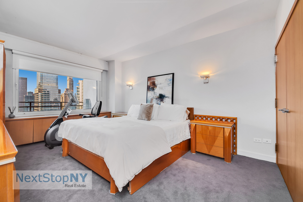 303 E 57TH Street, New York, NY 10022, 1 Bedroom Bedrooms, 4 Rooms Rooms,2 BathroomsBathrooms,Residential,For Sale,The Excelsior,57TH,RPLU-558723171483