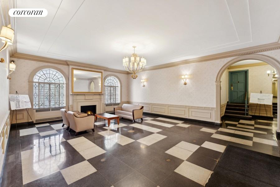 111-15 75TH Avenue, New York, NY 11375, 1 Bedroom Bedrooms, 6 Rooms Rooms,1 BathroomBathrooms,Residential,For Sale,ESSEX HOUSE,75TH,RPLU-33423167416