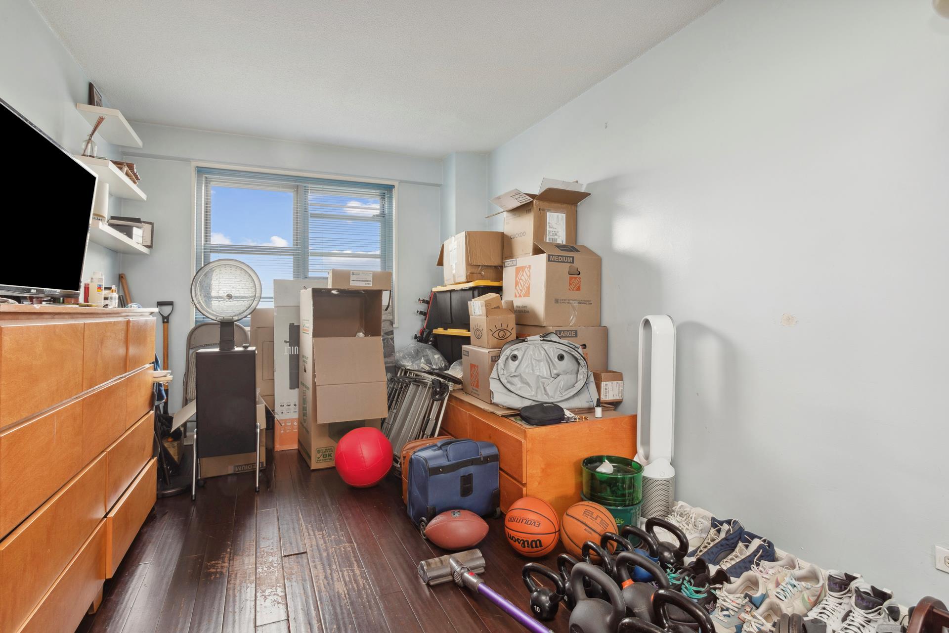 3410 DE REIMER Avenue, New York, NY 10475, 2 Bedrooms Bedrooms, 5 Rooms Rooms,1 BathroomBathrooms,Residential,For Sale,DE REIMER,RPLU-5123172980