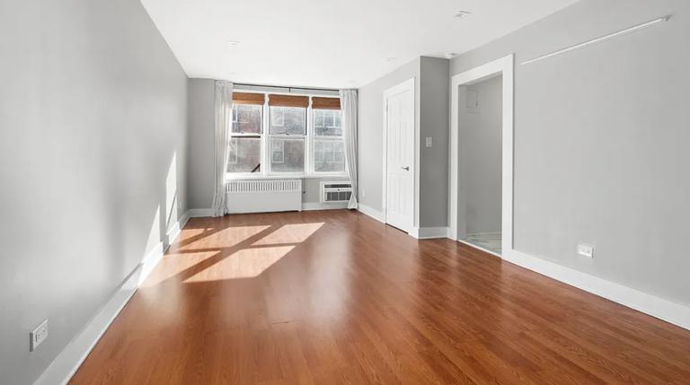 745 E 31st Street, New York, NY 11210, 1 Bedroom Bedrooms, 3 Rooms Rooms,1 BathroomBathrooms,Residential,For Sale,31st,RLMX-103113