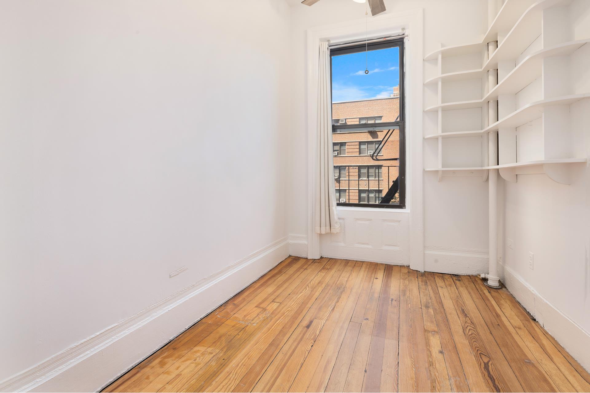 702 W END Avenue, New York, NY 10025, 1 Bedroom Bedrooms, 3 Rooms Rooms,1 BathroomBathrooms,Residential,For Sale,END,RPLU-5123138614