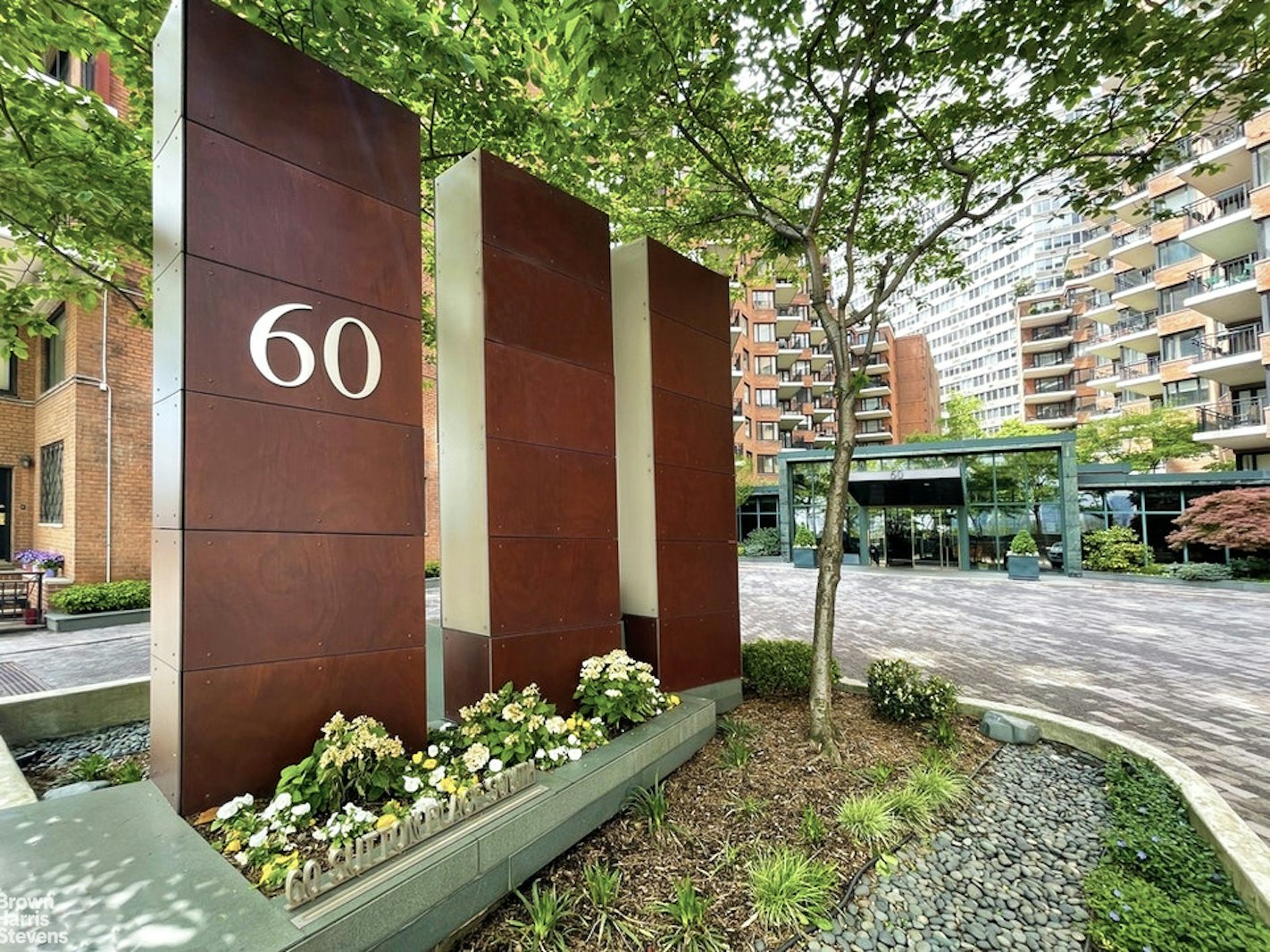 60 SUTTON Place, New York, NY 10022, 3 Rooms Rooms,1 BathroomBathrooms,Residential,For Sale,SUTTON,RPLU-63223185964