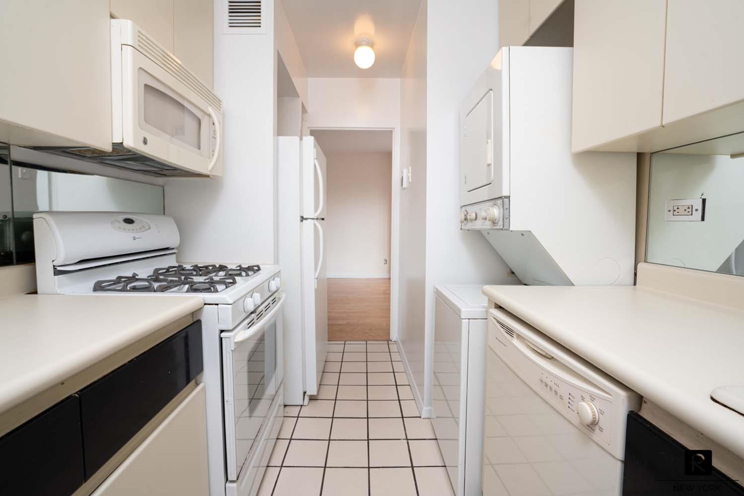 343 E 74th Street, New York, NY 10021, 1 Room Rooms,1 BathroomBathrooms,Residential,For Sale,74th,OLRS-2102398