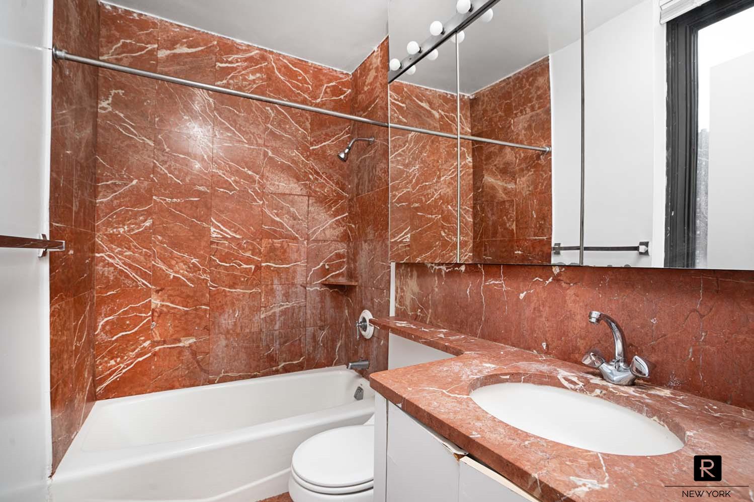 343 E 74th Street, New York, NY 10021, 1 Room Rooms,1 BathroomBathrooms,Residential,For Sale,74th,OLRS-2102398