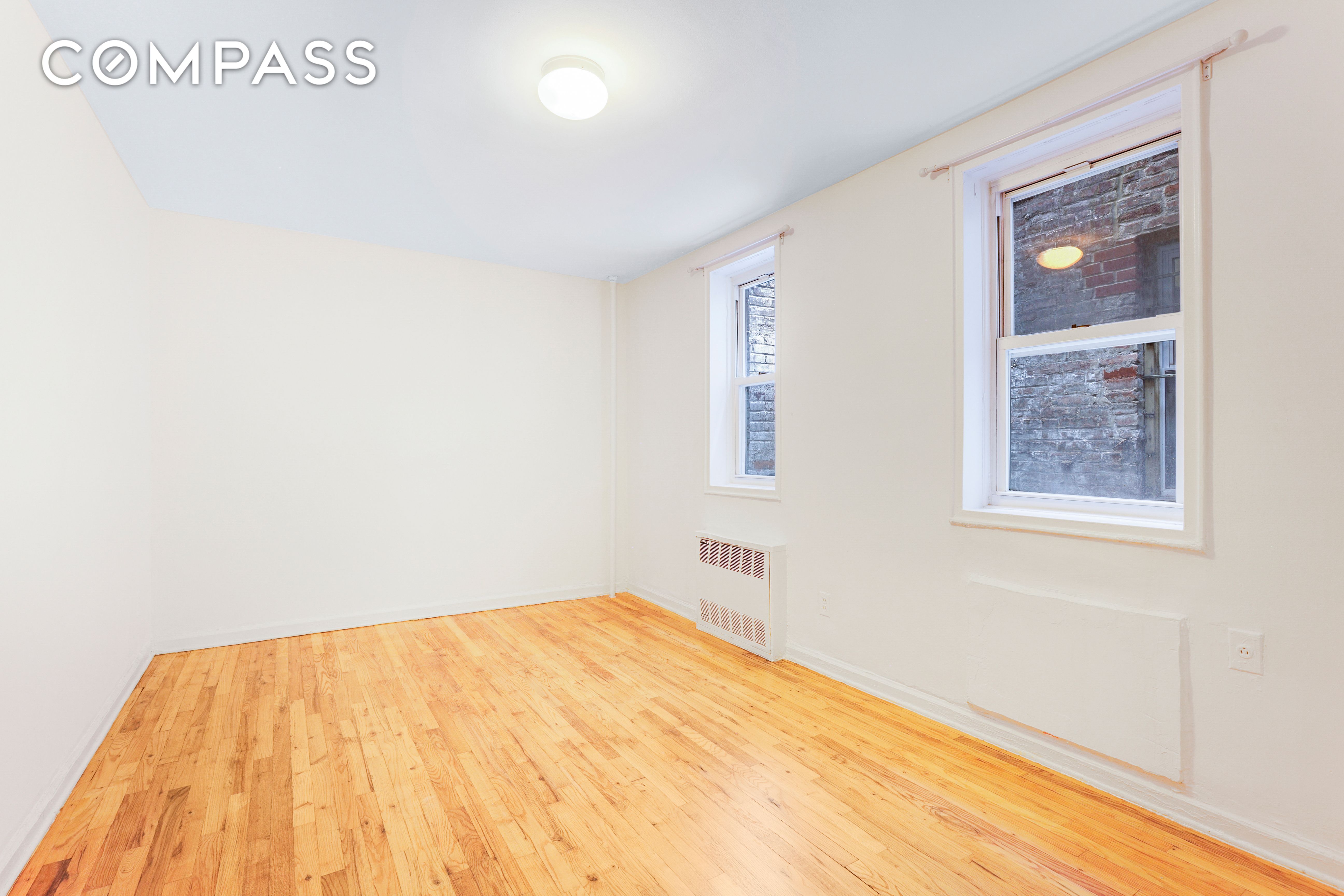 311 E 25th Street, New York, NY 10010, 1 Bedroom Bedrooms, 2 Rooms Rooms,1 BathroomBathrooms,Residential,For Sale,25th,COMP-1667449794247560761