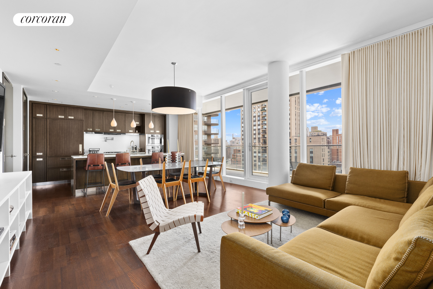 151 East 85th Street 18G, Upper East Side, Upper East Side, NYC - 3 Bedrooms  
3 Bathrooms  
6 Rooms - 